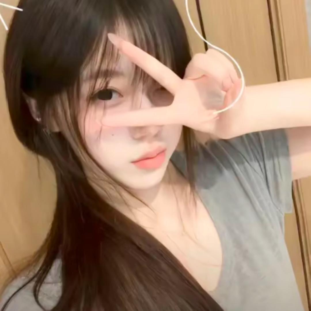 总听月头像