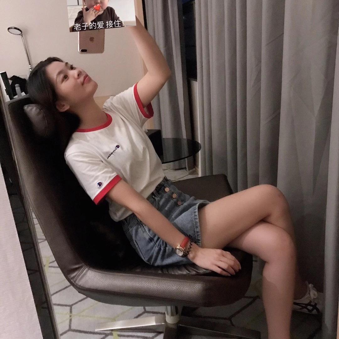 甜甜😘