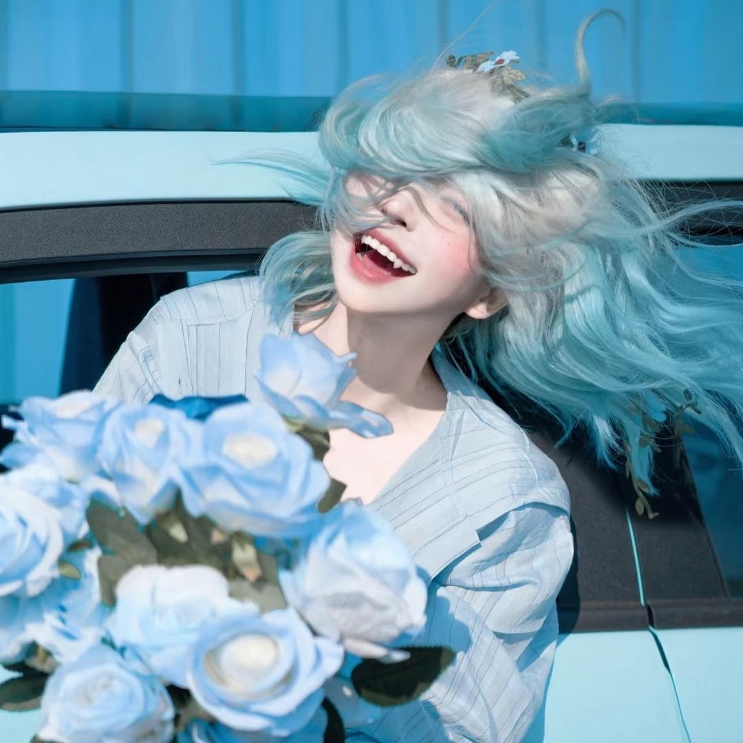 在敦煌化妆师杏儿