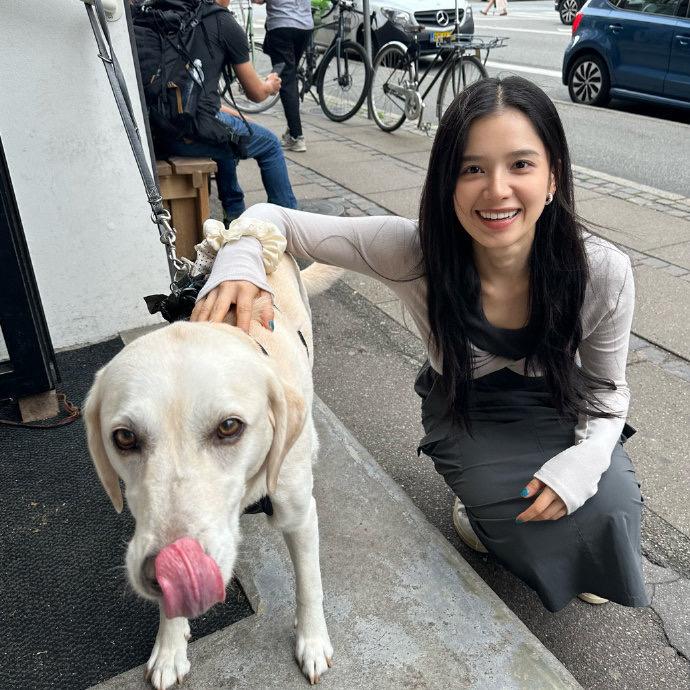 瑜瑜想吃炸鸡哟！