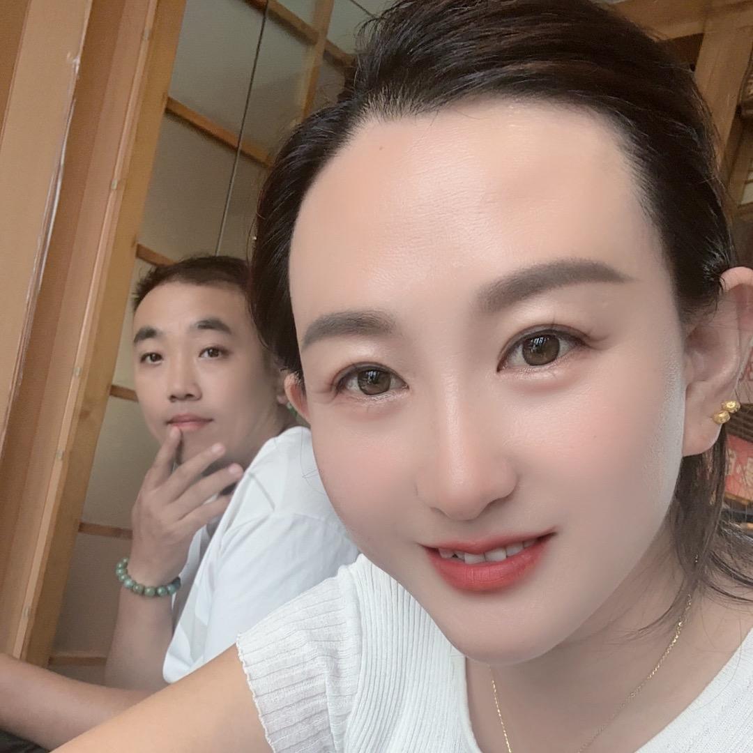 点果妈咪（拓步森健康按摩鞋核心领导）