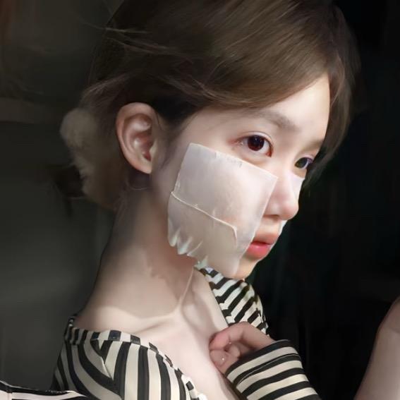 满屋子烟味