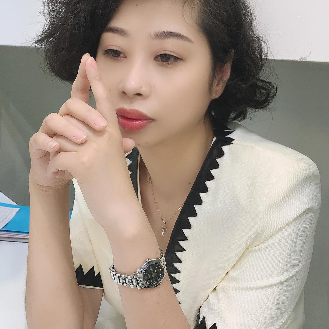 闵橙服装