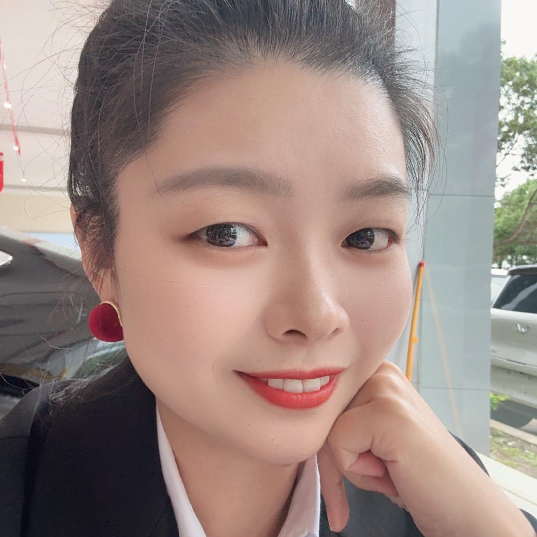 京山长隆卖车邱邱姑娘