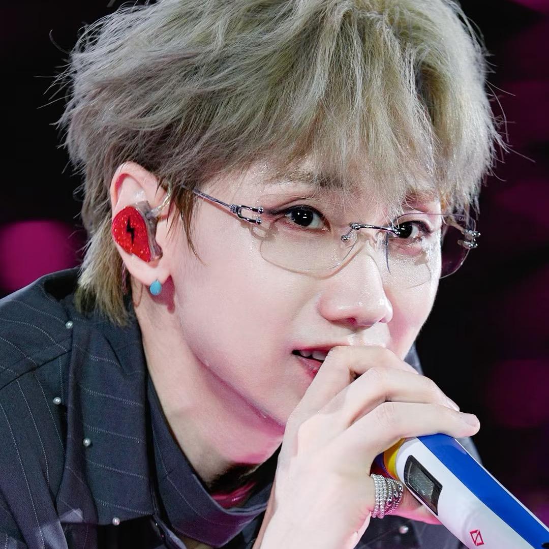 比奇堡章鱼妹٩(*´◒`*)۶