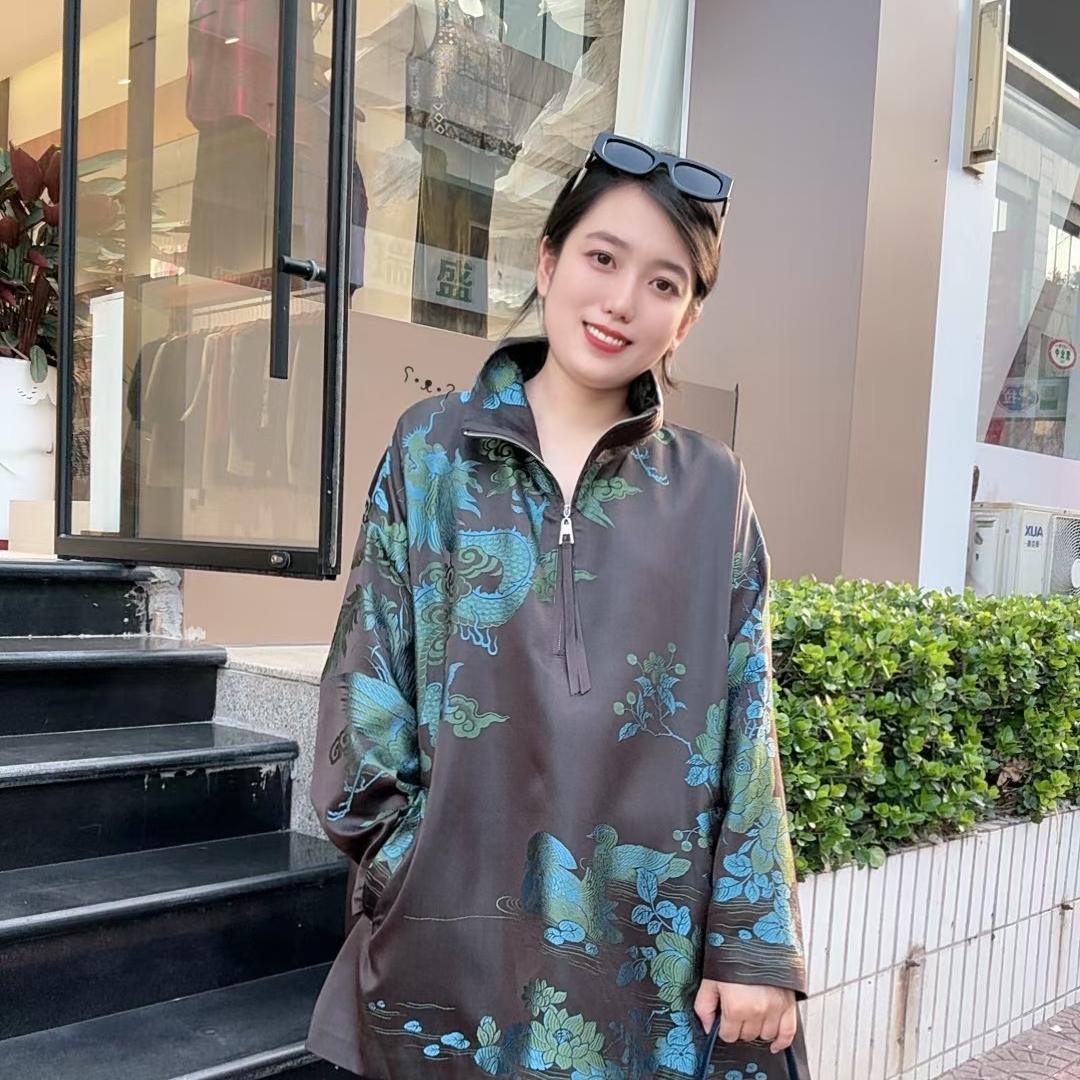 山西甄选女装店