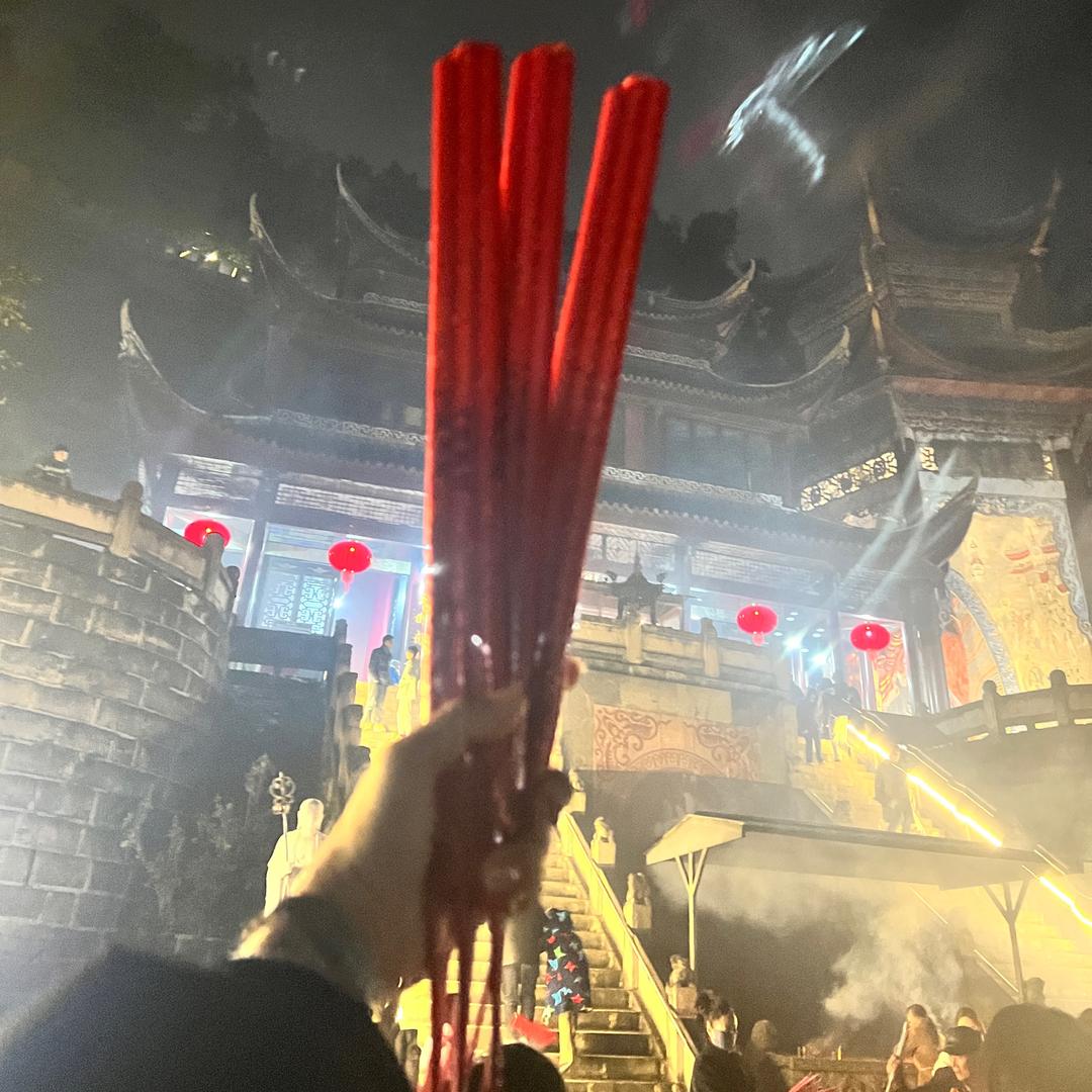 苹꙰果꙰