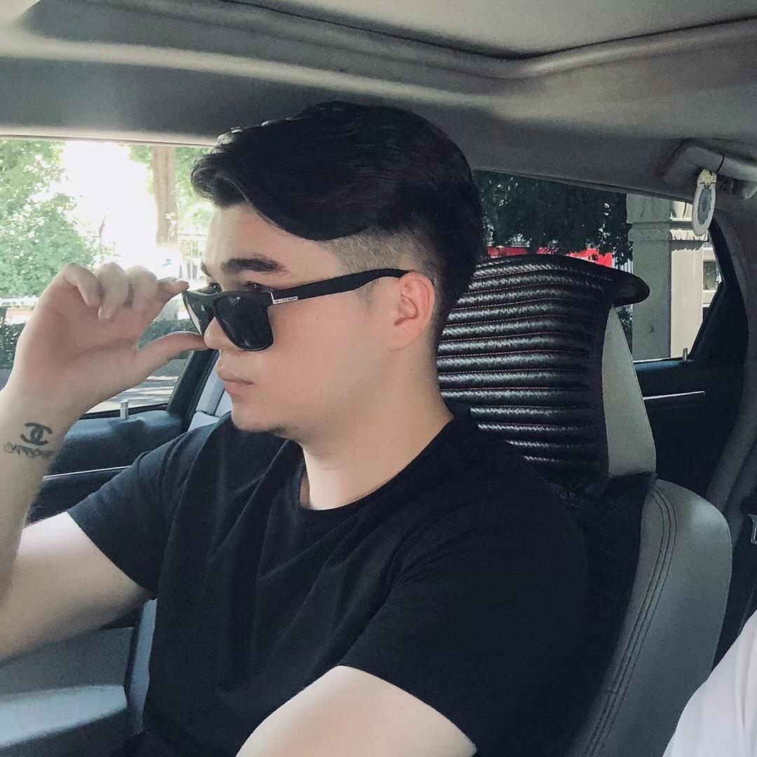 利伊亚百货商行LEIA