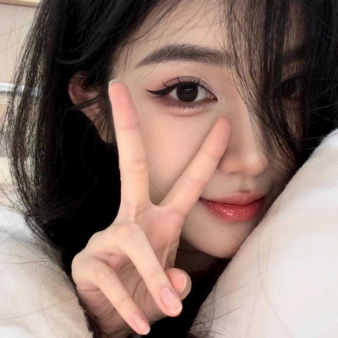 ✾.ʚ 白白一只咩ɞ.
