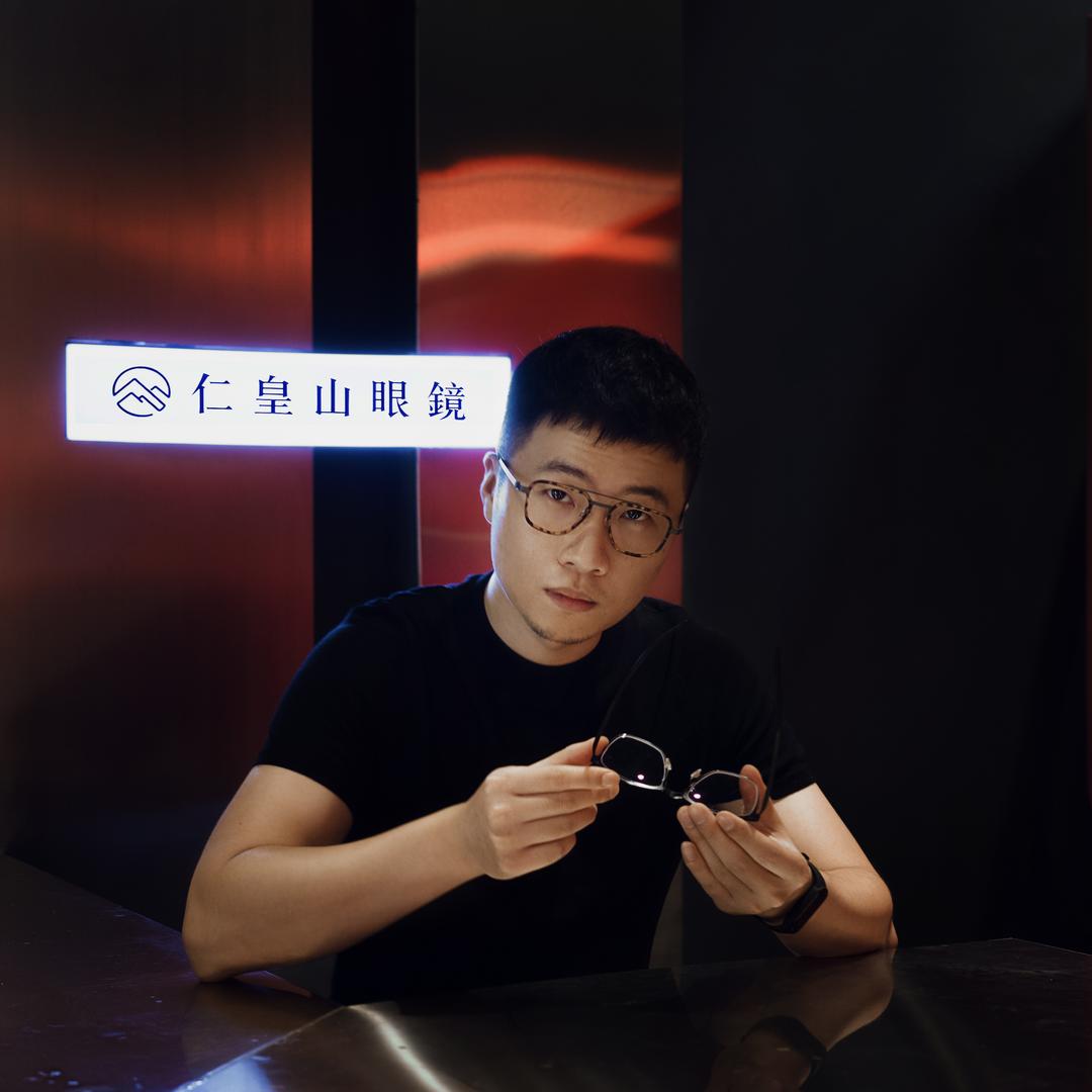 浅仓眼镜人（仁皇山店）