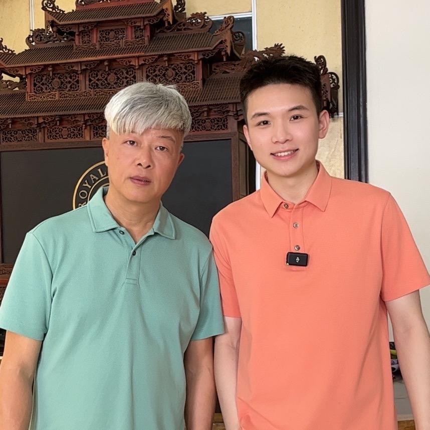 霞湖世家男装-小帅