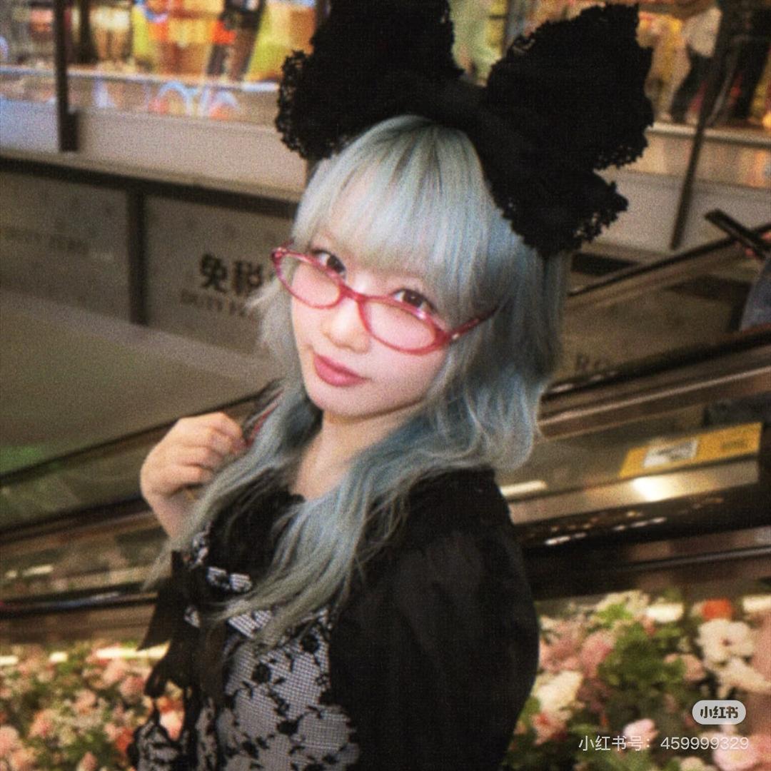 独闯女儿国