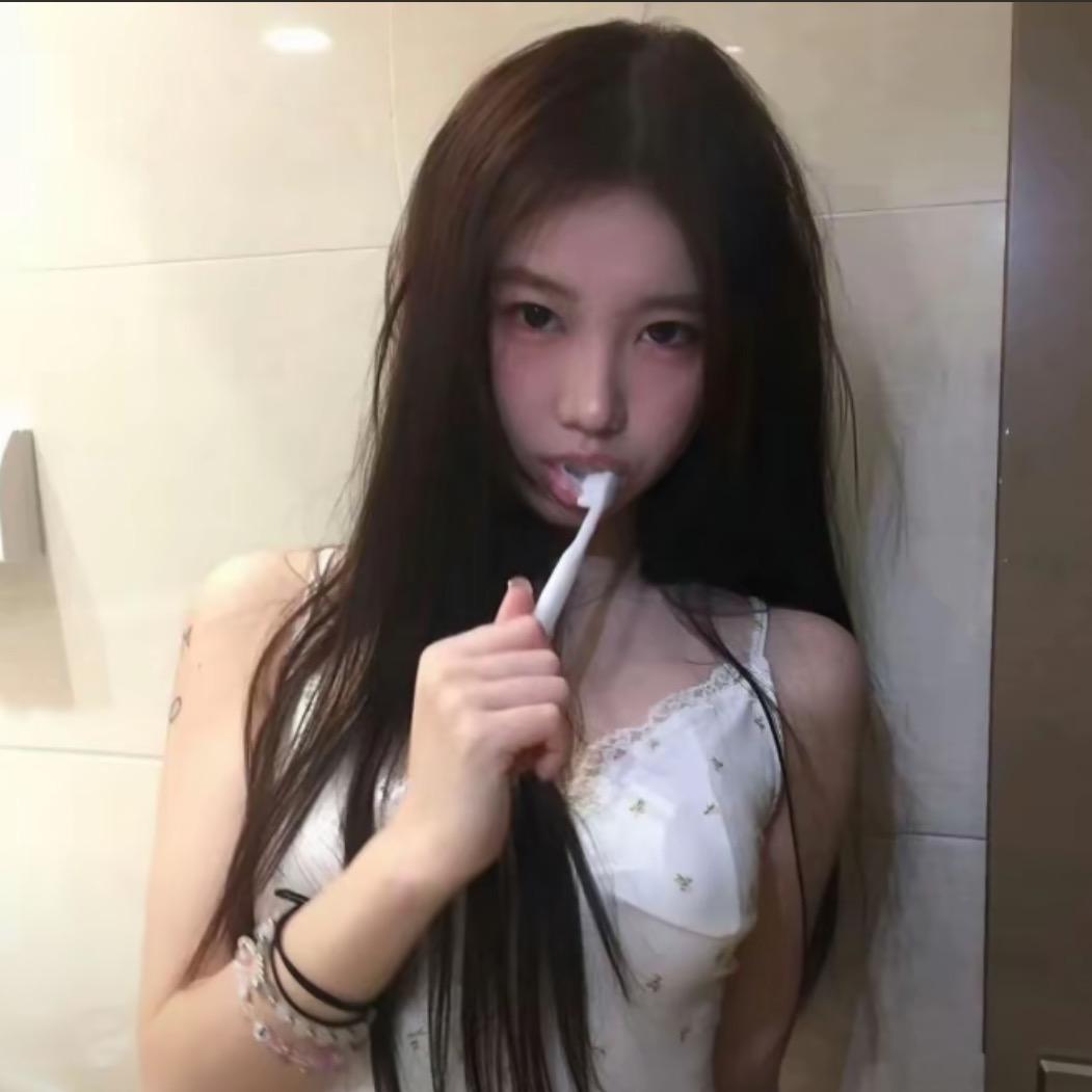 ●㉨●