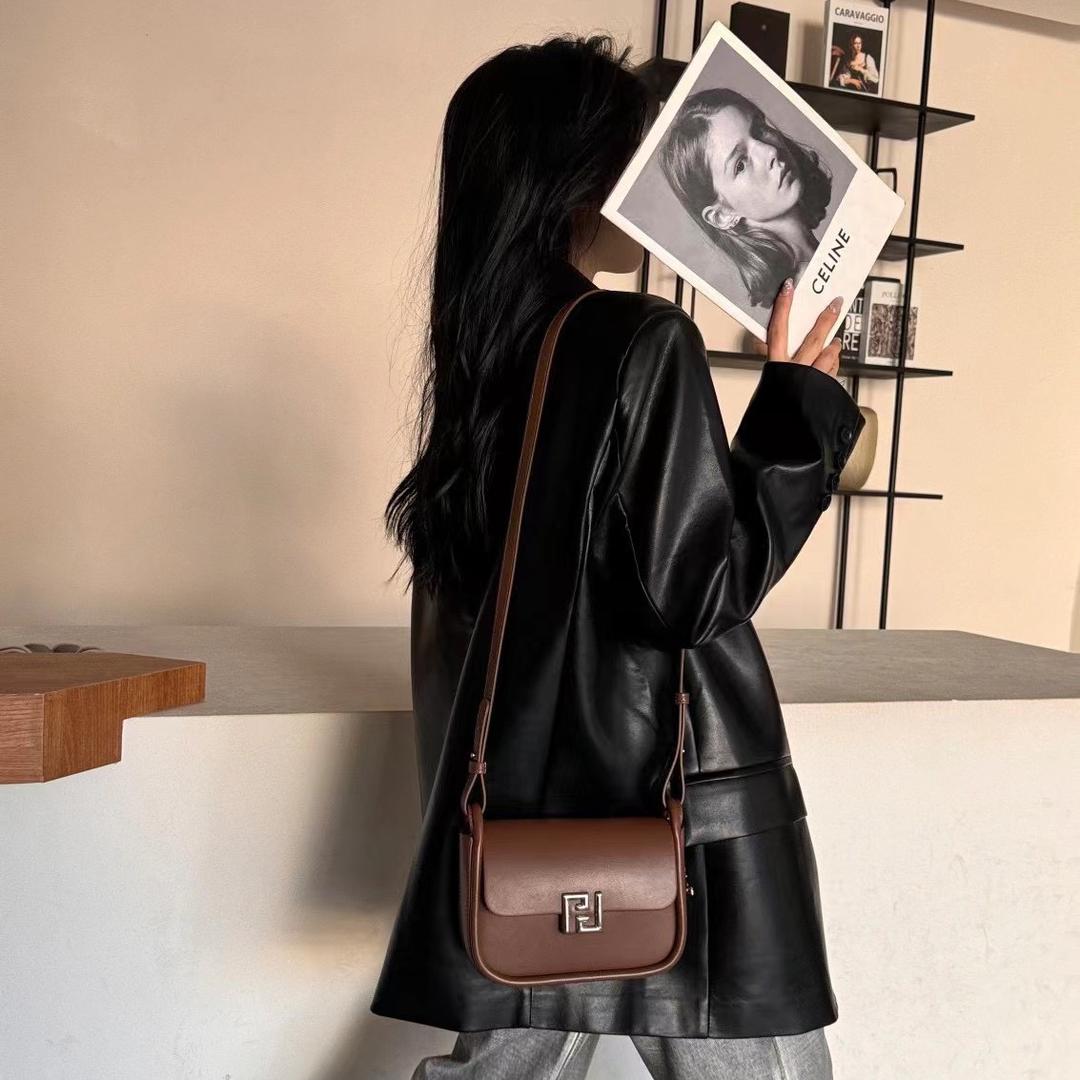 大小姐轻奢女包