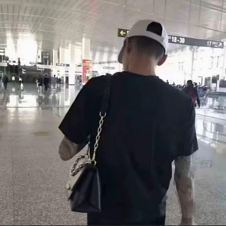 那个男人