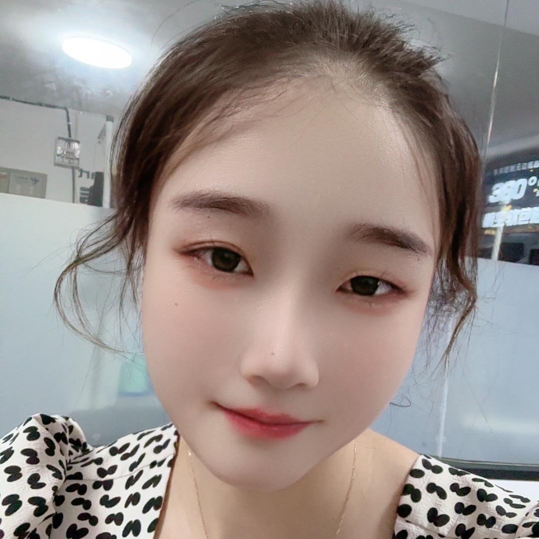 广亮汽车脚垫(小小柔)