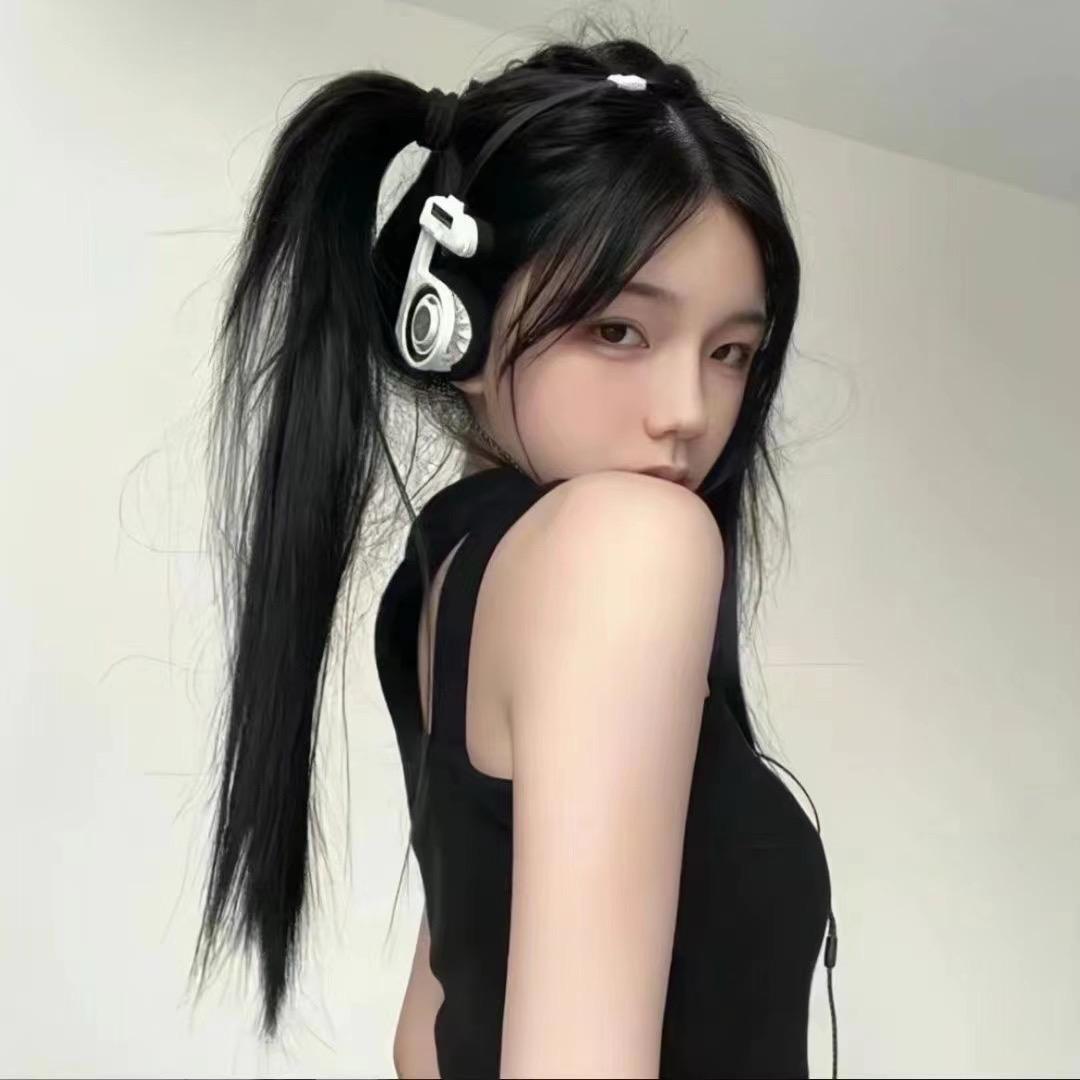 我不讲话了