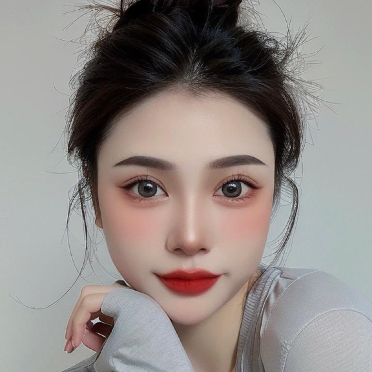 爱哭的李小姐。