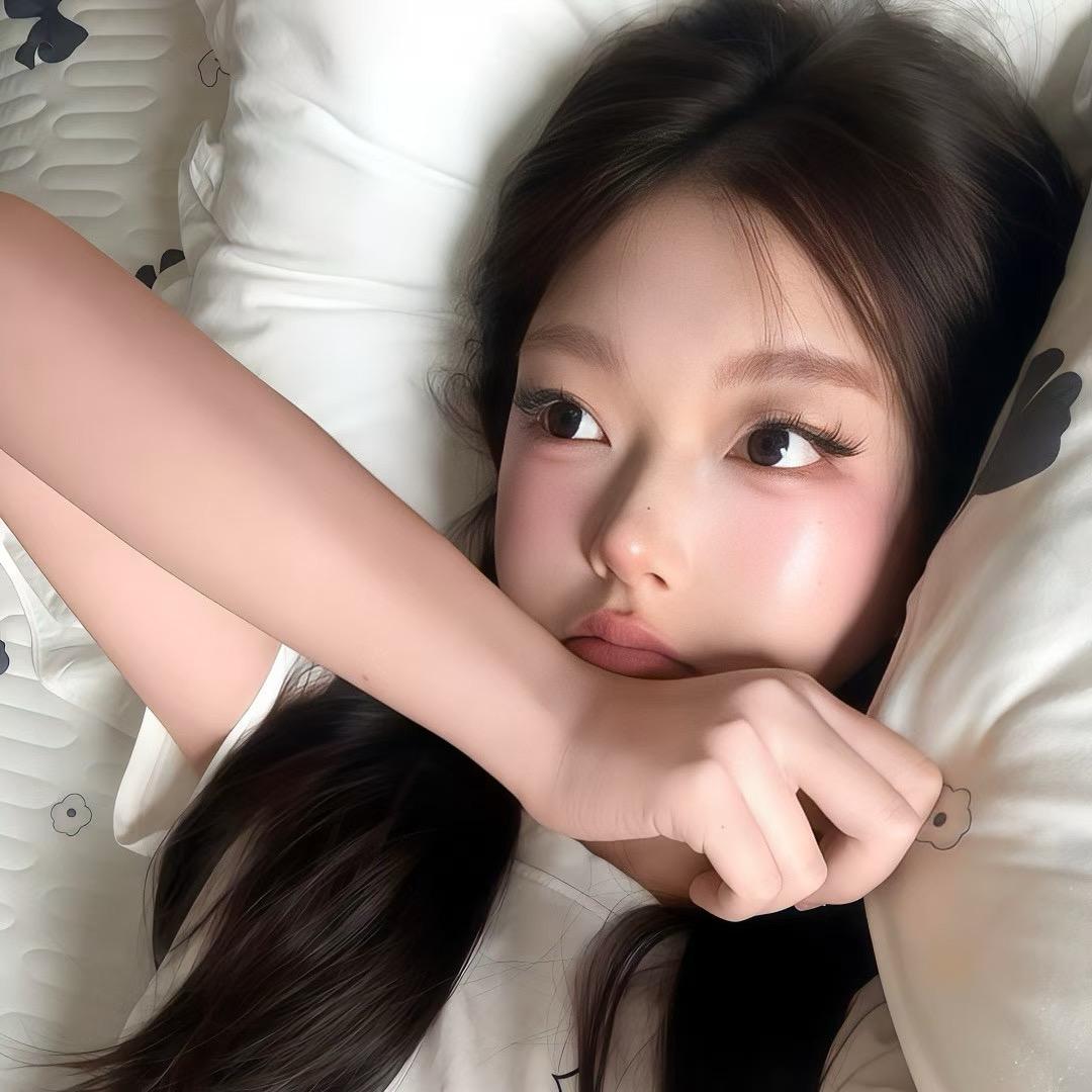 露个脸.🥯
