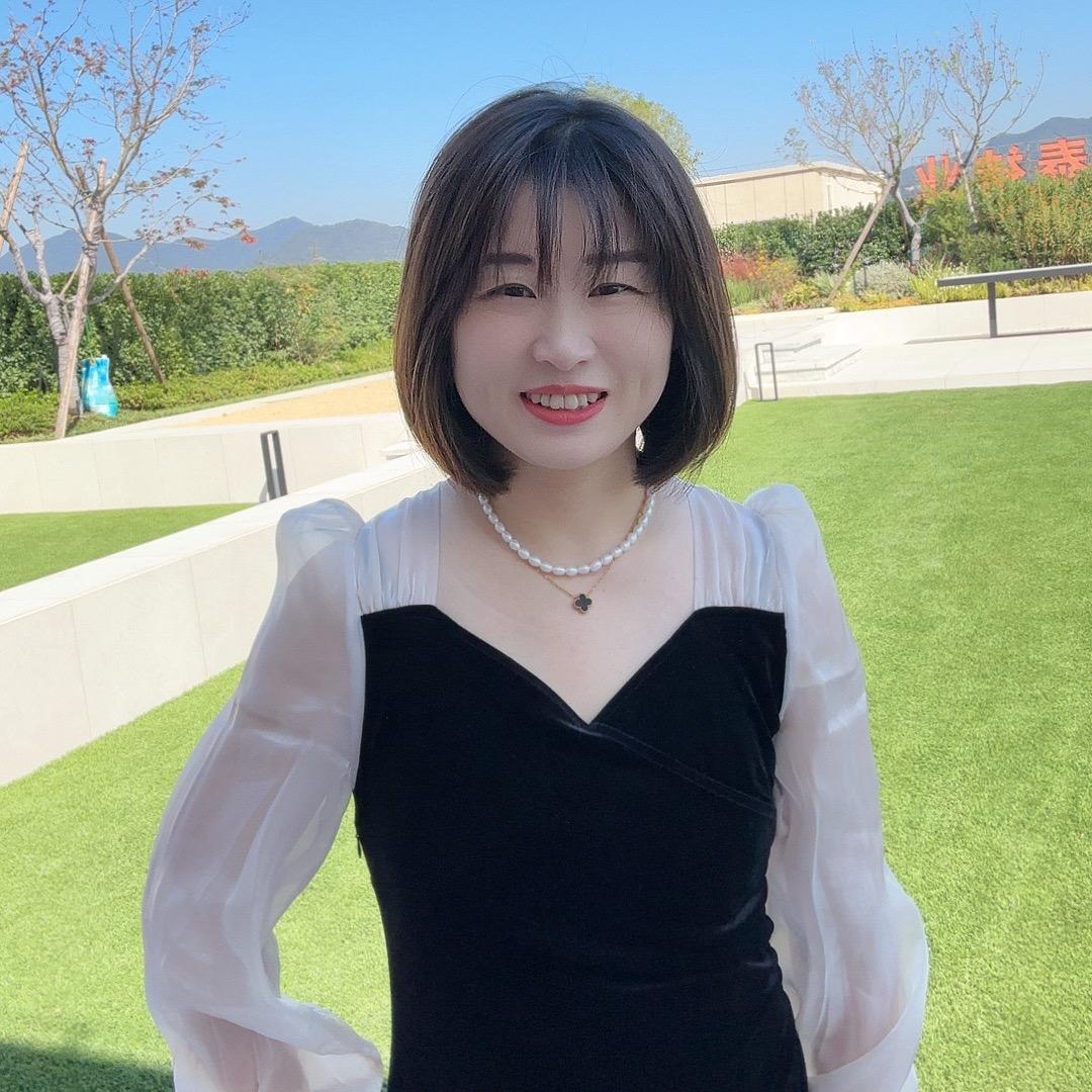李大雪儿分享生活