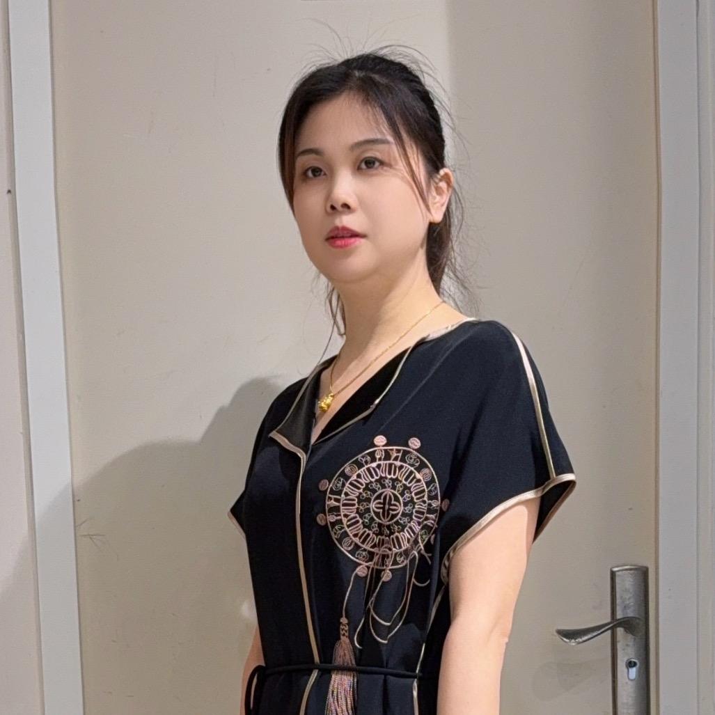 梦燕和盛晓莉