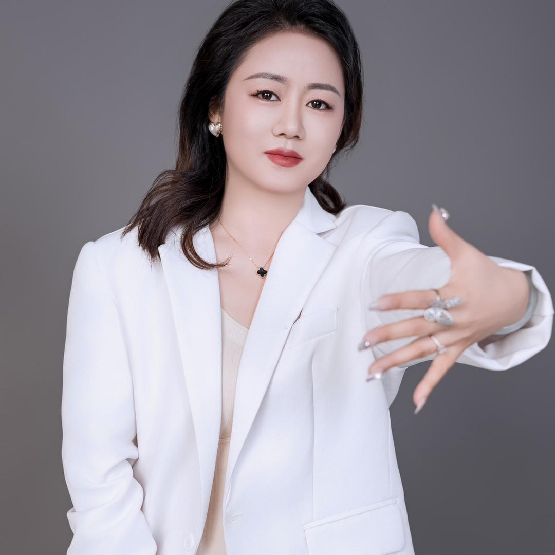 🏆新汇美学院院长-燕姐