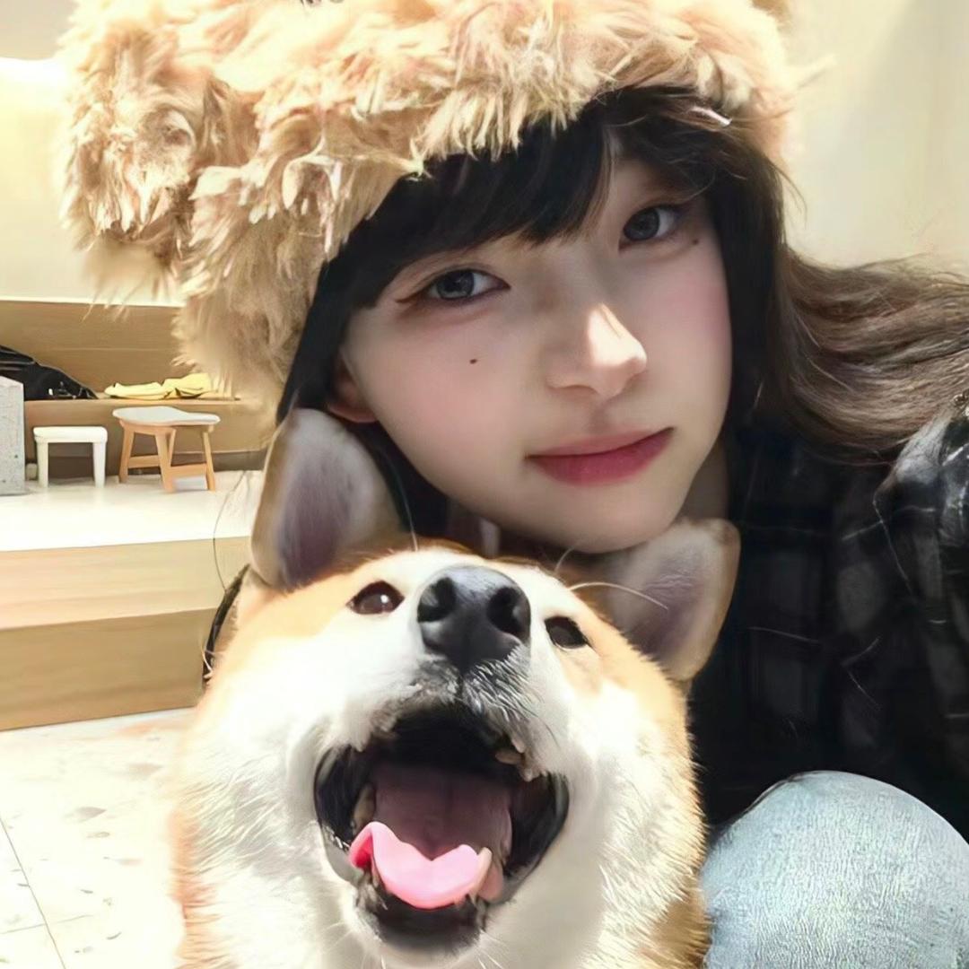 小慧吖.