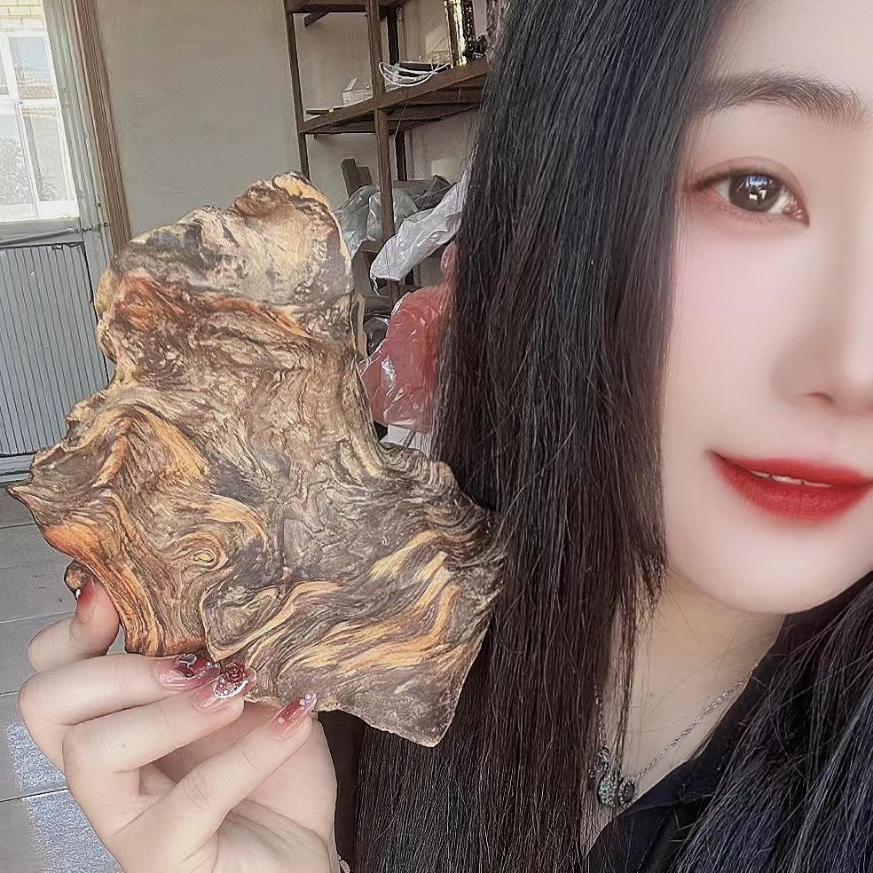 朴遇土沉香木艺摆件