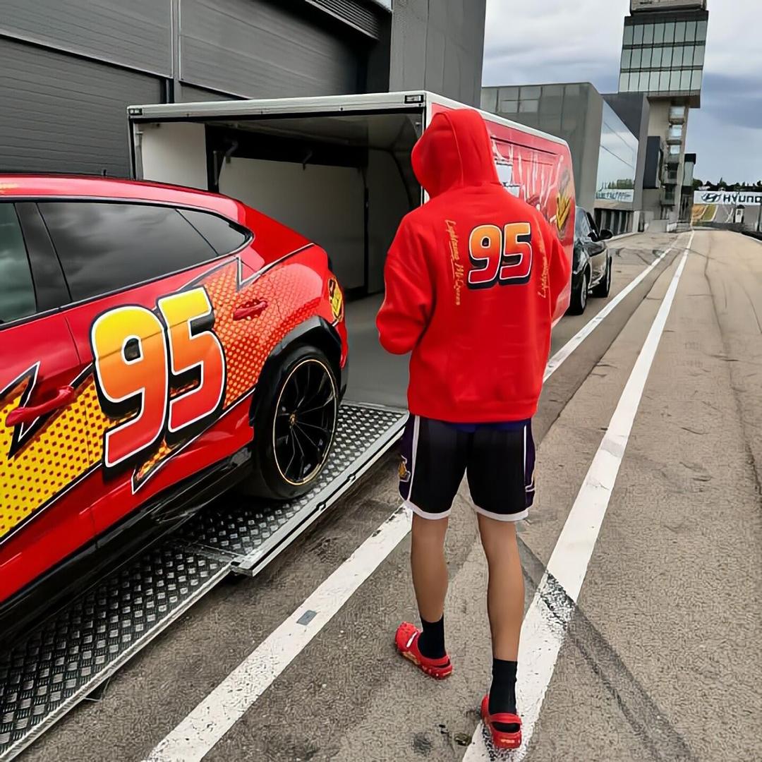 95^