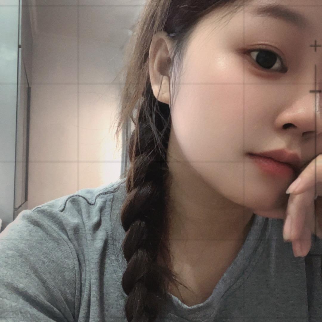 小雯子🌸