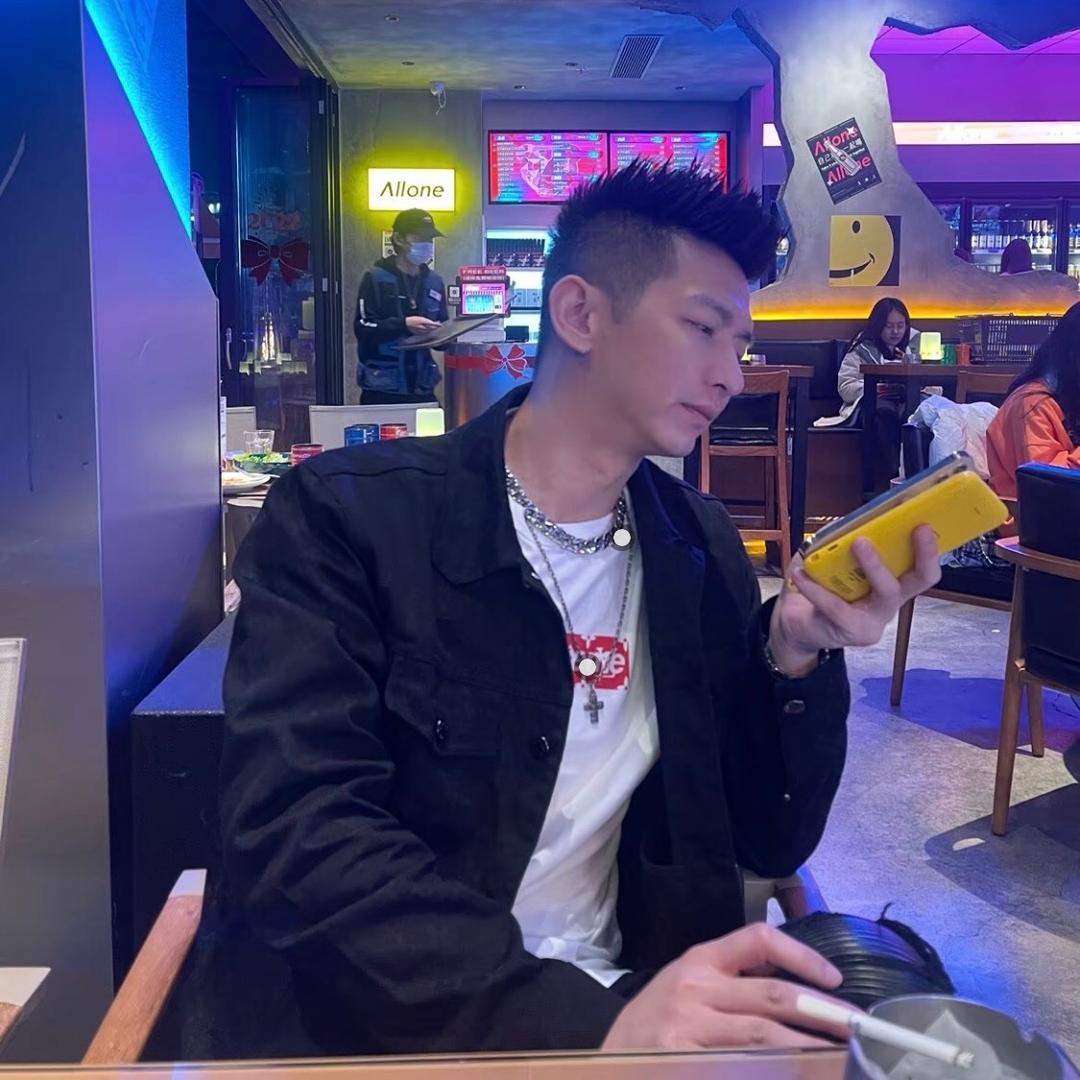 AAA建材批发王哥