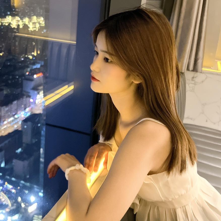 杨嘉一