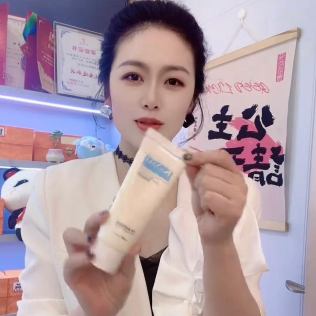 妆芝美美肤中心