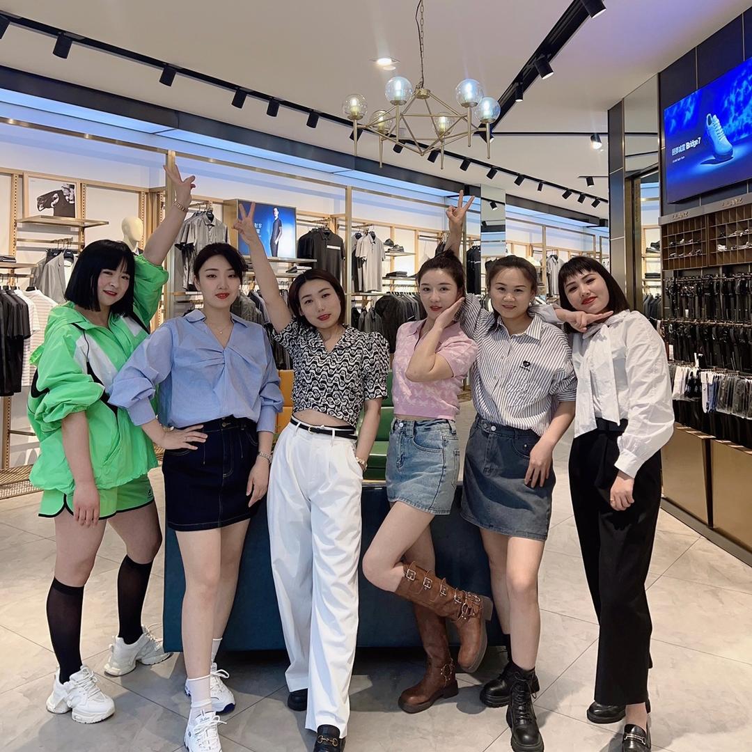 利郎(步行街高端店)