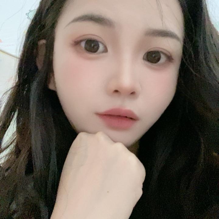 Y .Q