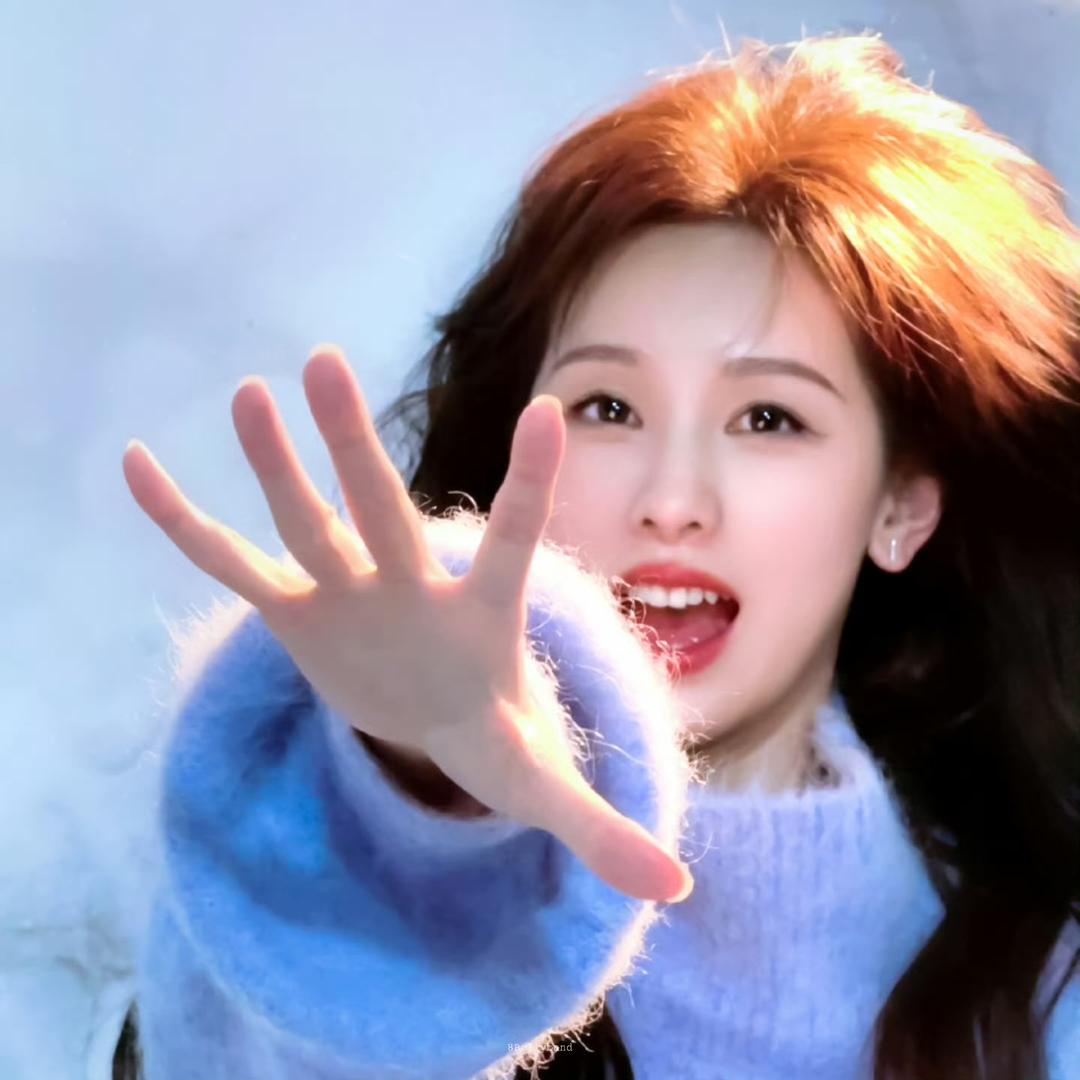 Bae1uye^
