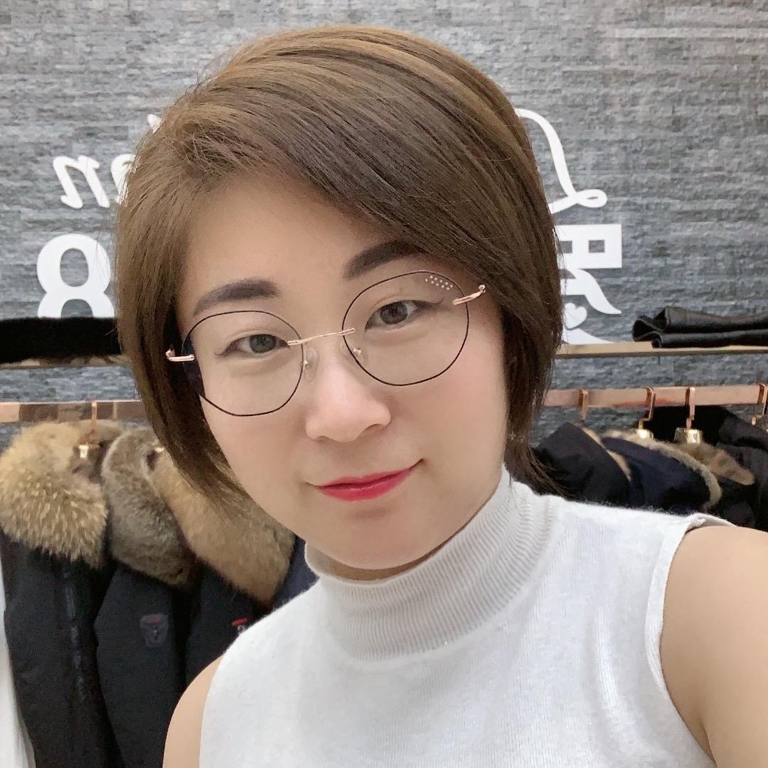 罗兰高端皮草派克服