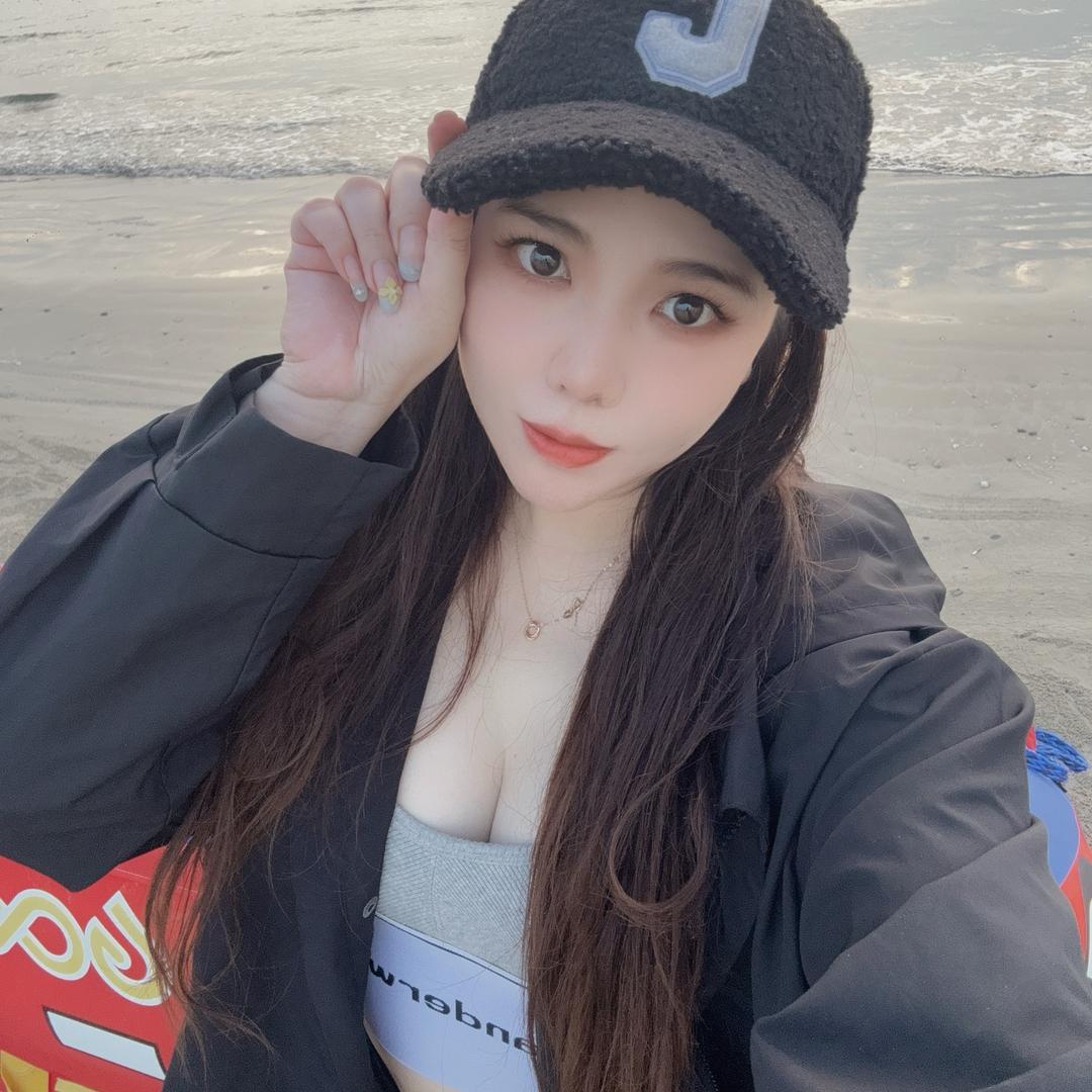 crystal有点小脾气ꪔ̤̮: