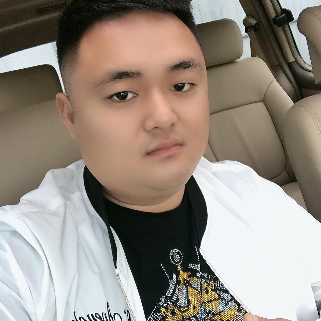 新明辉二手车