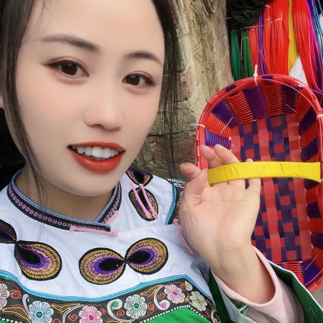 赵小青