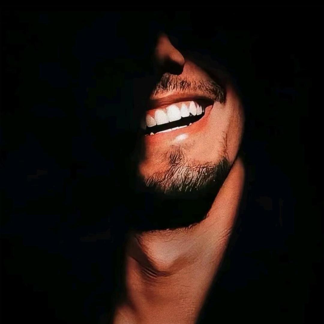 Hi