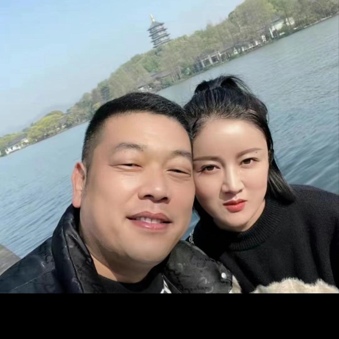 豪情亮哥
