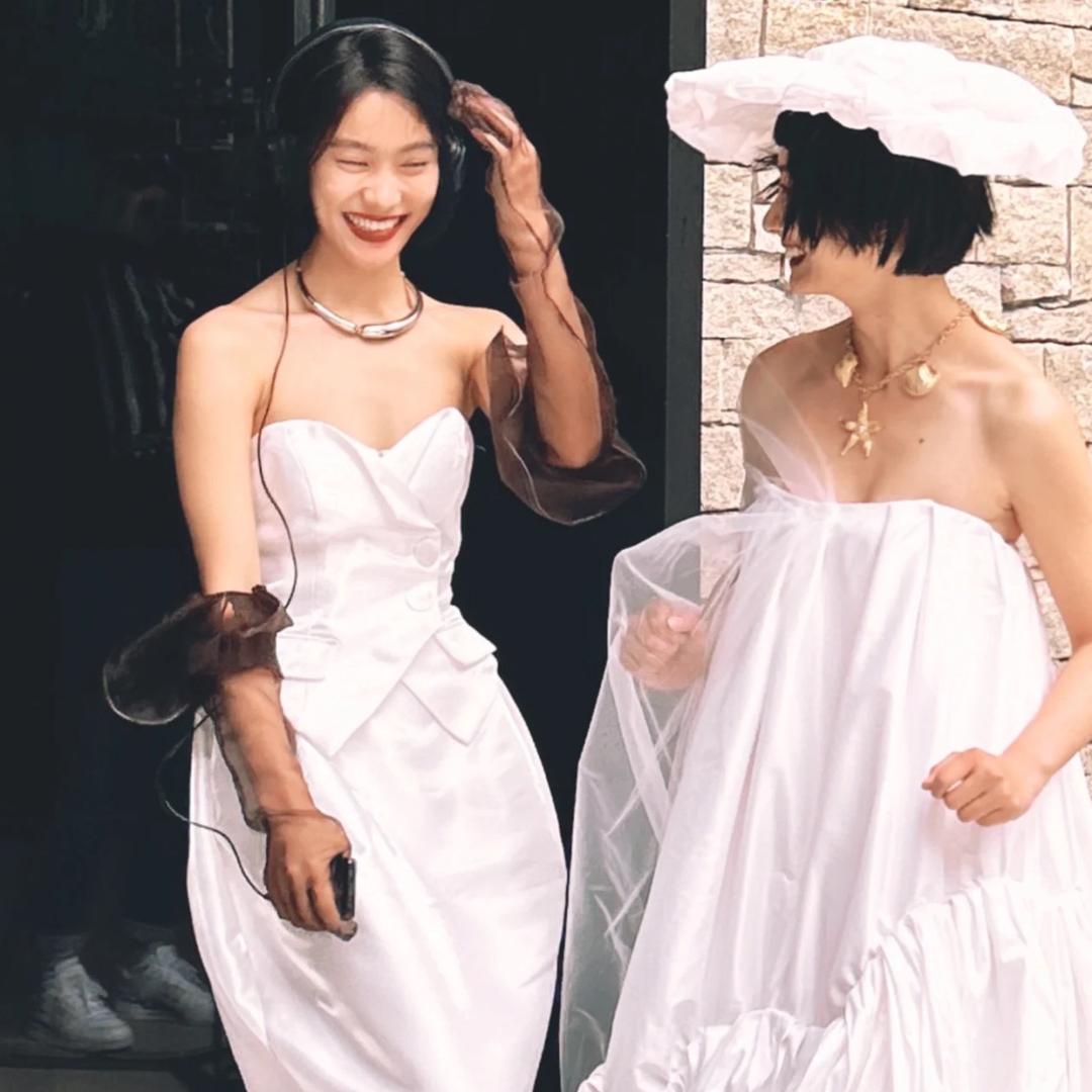 嫁依莎莎