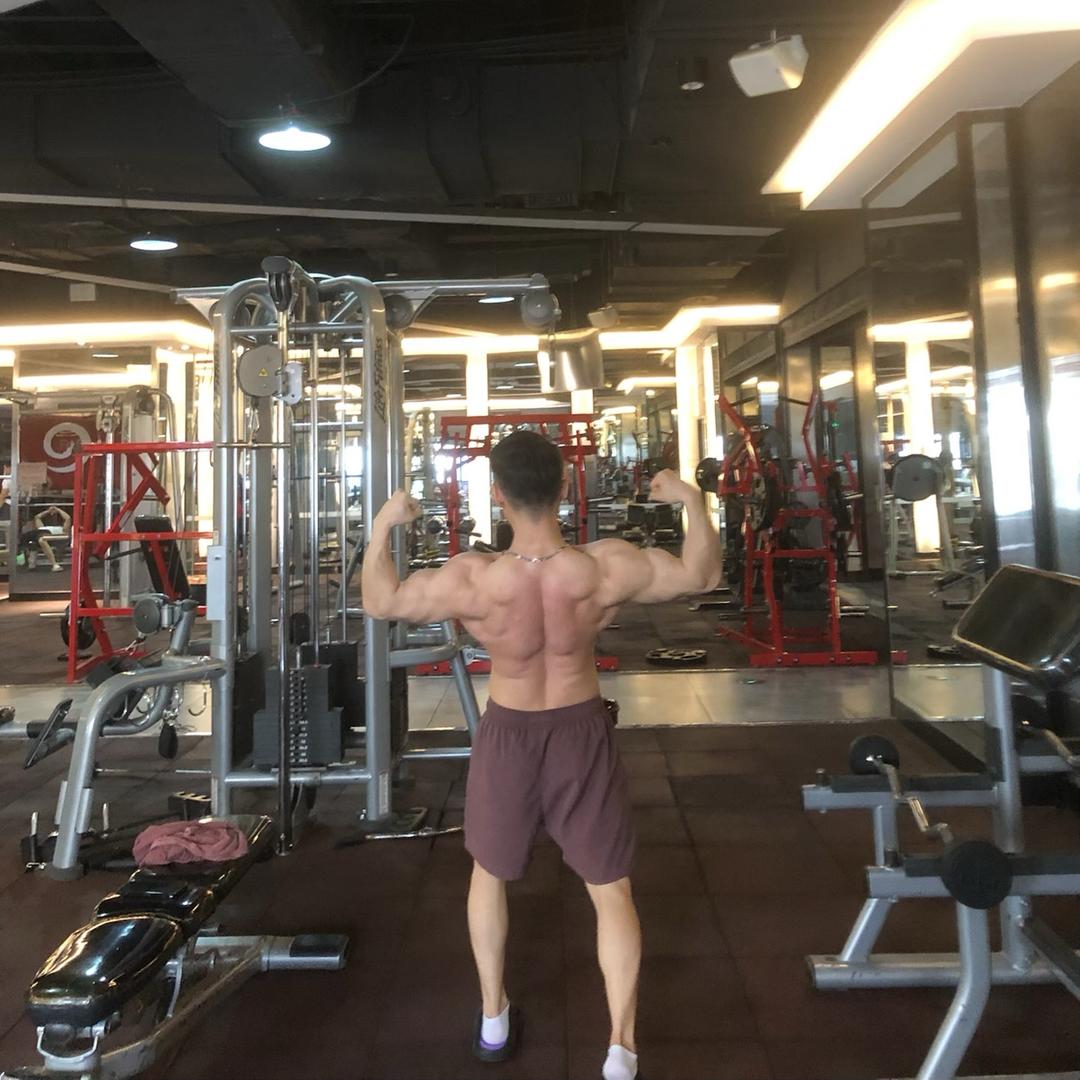 王小瑾不练背R-