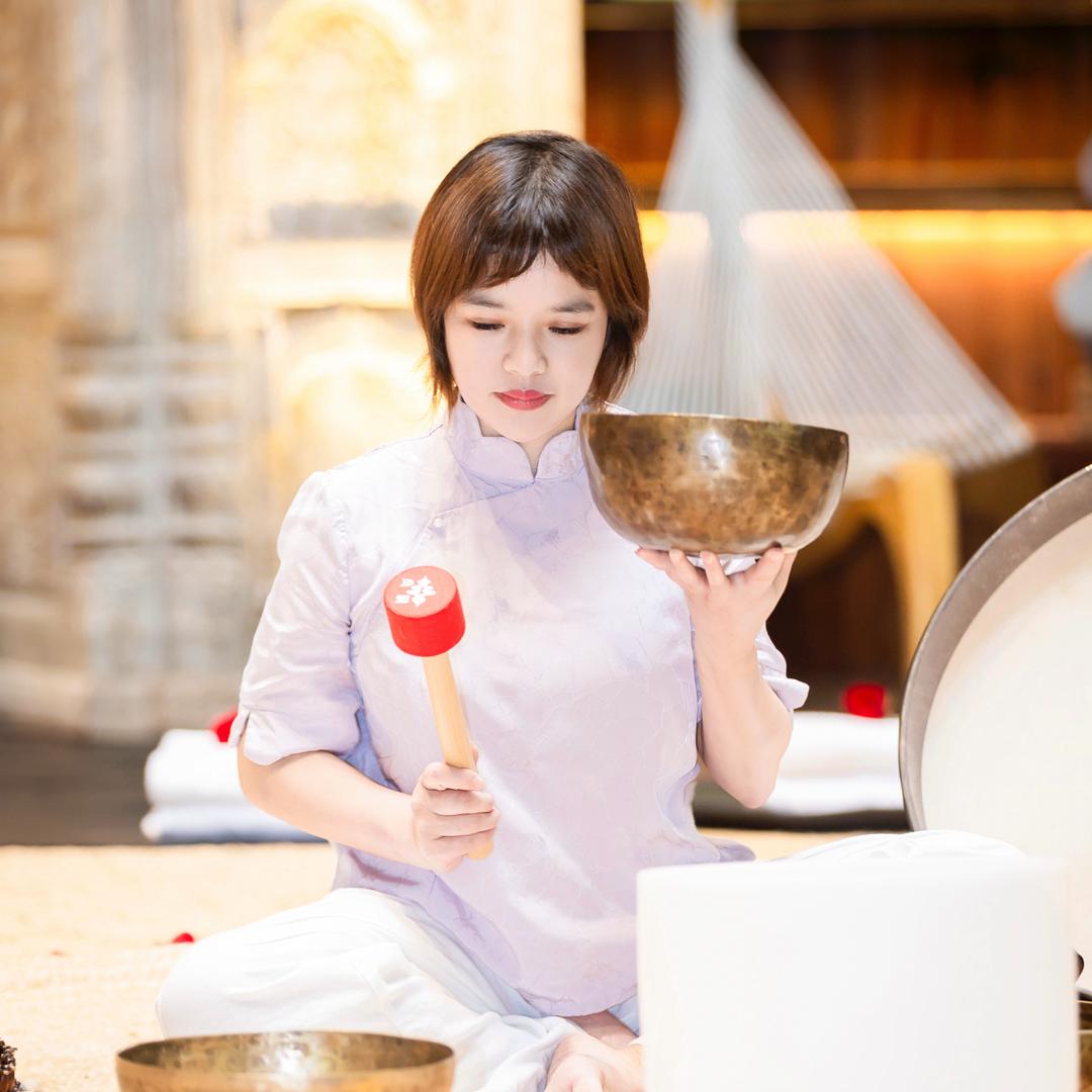 杨玲
