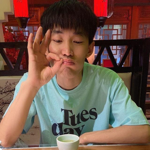 阿龙精品百货