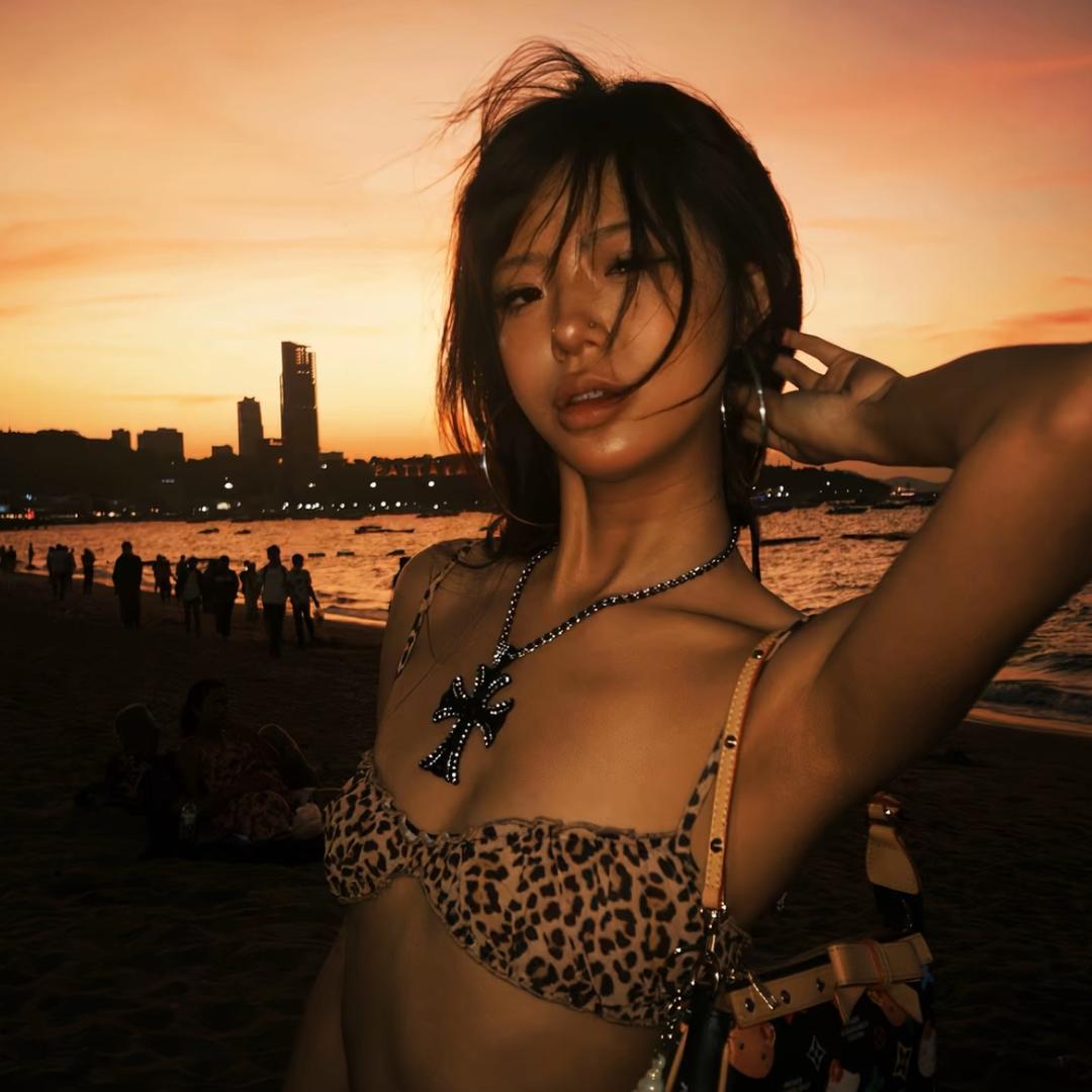 重生之光头强头顶盖坨翔子.