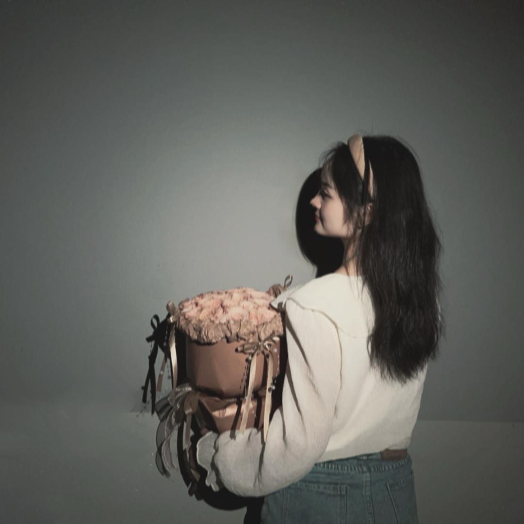 ˇ小米渣渣ン  ᭄