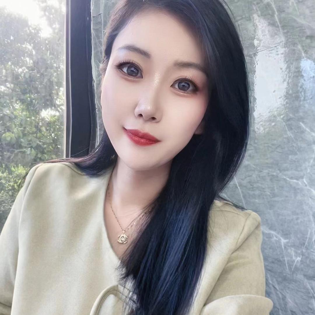 艾尚美服装
