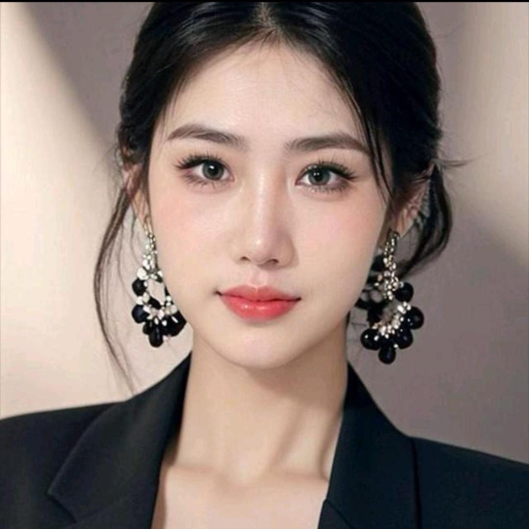 丝织服饰